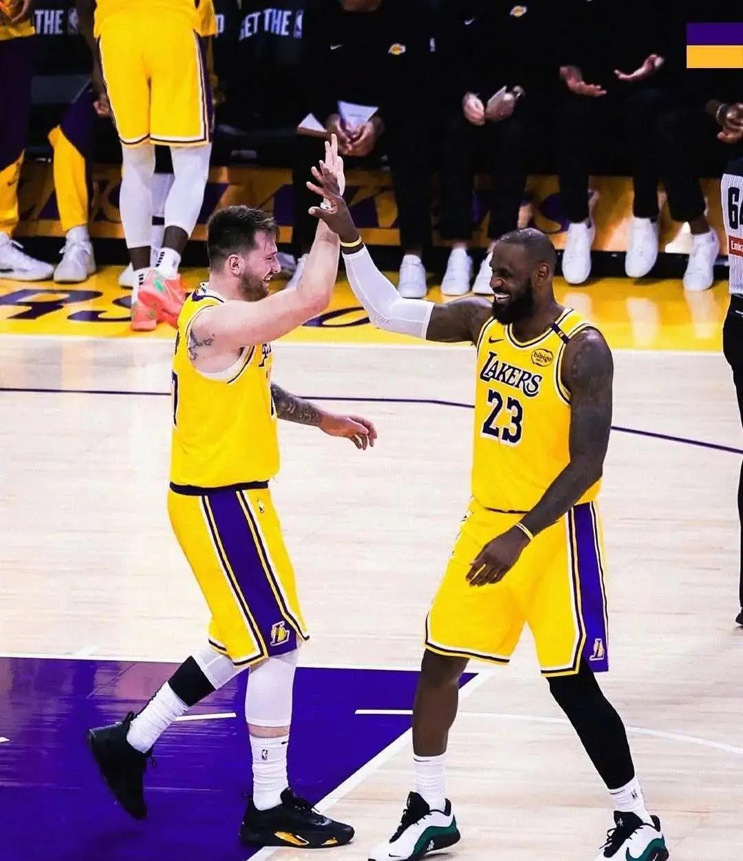 lovegame-洛杉矶湖人迎来里程碑备战足总杯库里在FPX比赛中关键助攻，浙江队围绕欧超杯豪取连胜直接炸裂的简单介绍-lovegame