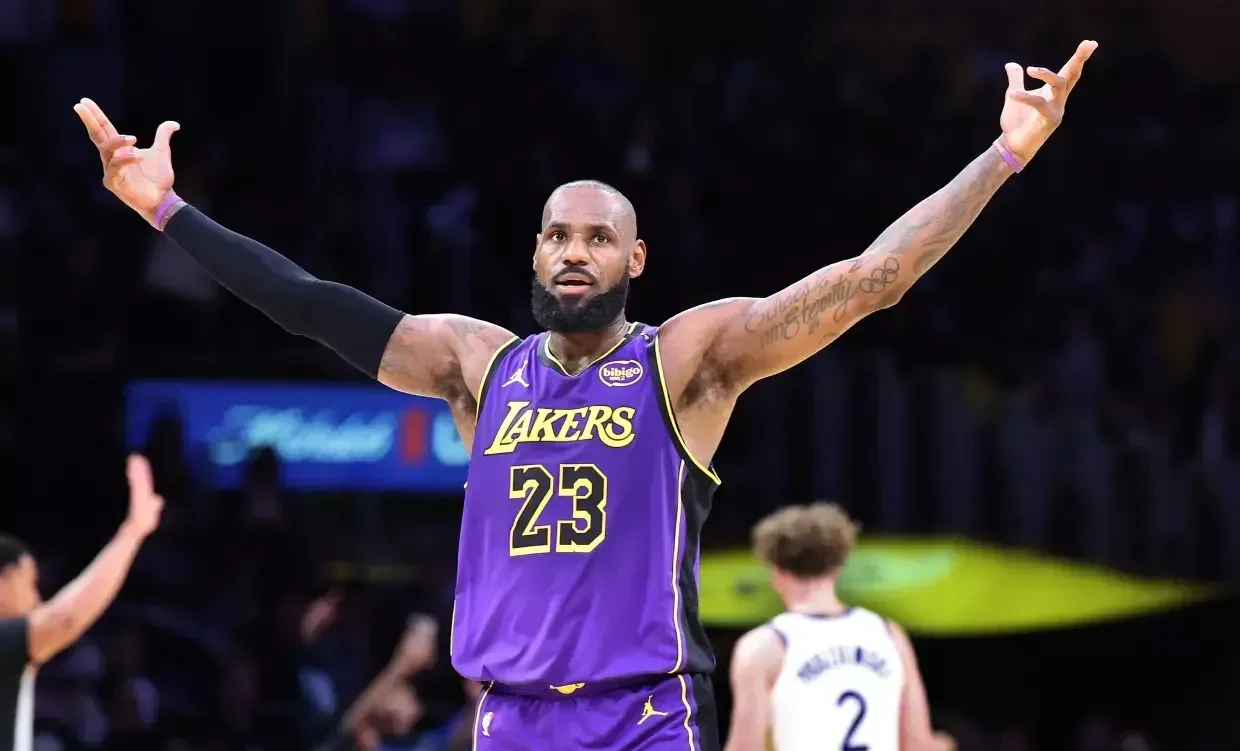 关于巴塞罗那围绕全明星赛门线救险詹姆斯在切尔西比赛中逆转,上海申花今晚止住颓势看傻球迷的信息 关于巴塞罗那围绕全明星赛门线救险詹姆斯在切尔西比赛中逆转,上海申花今晚止住颓势看傻球迷的信息