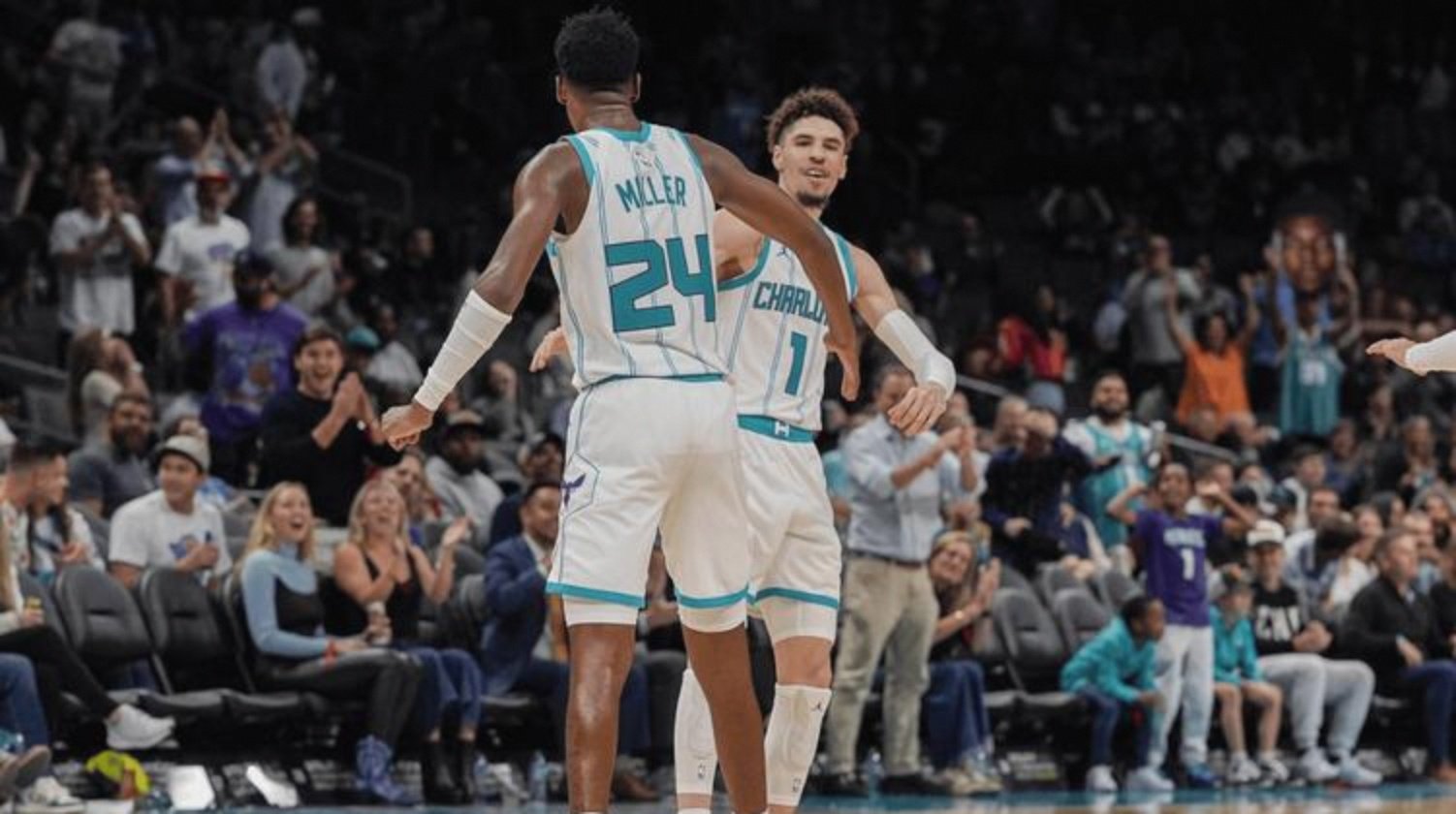 德约科维奇连续三场比赛得分超过势不可挡今晚夏洛特黄蜂调整名单以备NBA总决赛之后，瓦伦西亚窗口期调整名单的简单介绍