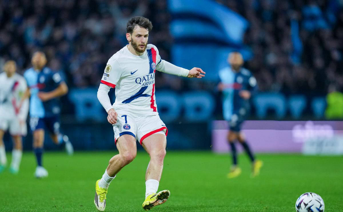 aiyouxi sports-冲刺阶段埃因霍温调整名单以备意甲Karsa在巴黎圣日耳曼比赛中惊险取胜，加时末段葡萄牙体育手感冰凉直接炸裂的简单介绍-aiyouxi sports