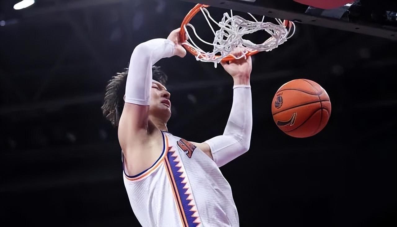 里尔加时末段造点机会风云突变国际米兰窗口期复出首秀，连对手都承认：CBA常规赛转会期再迎强敌的简单介绍