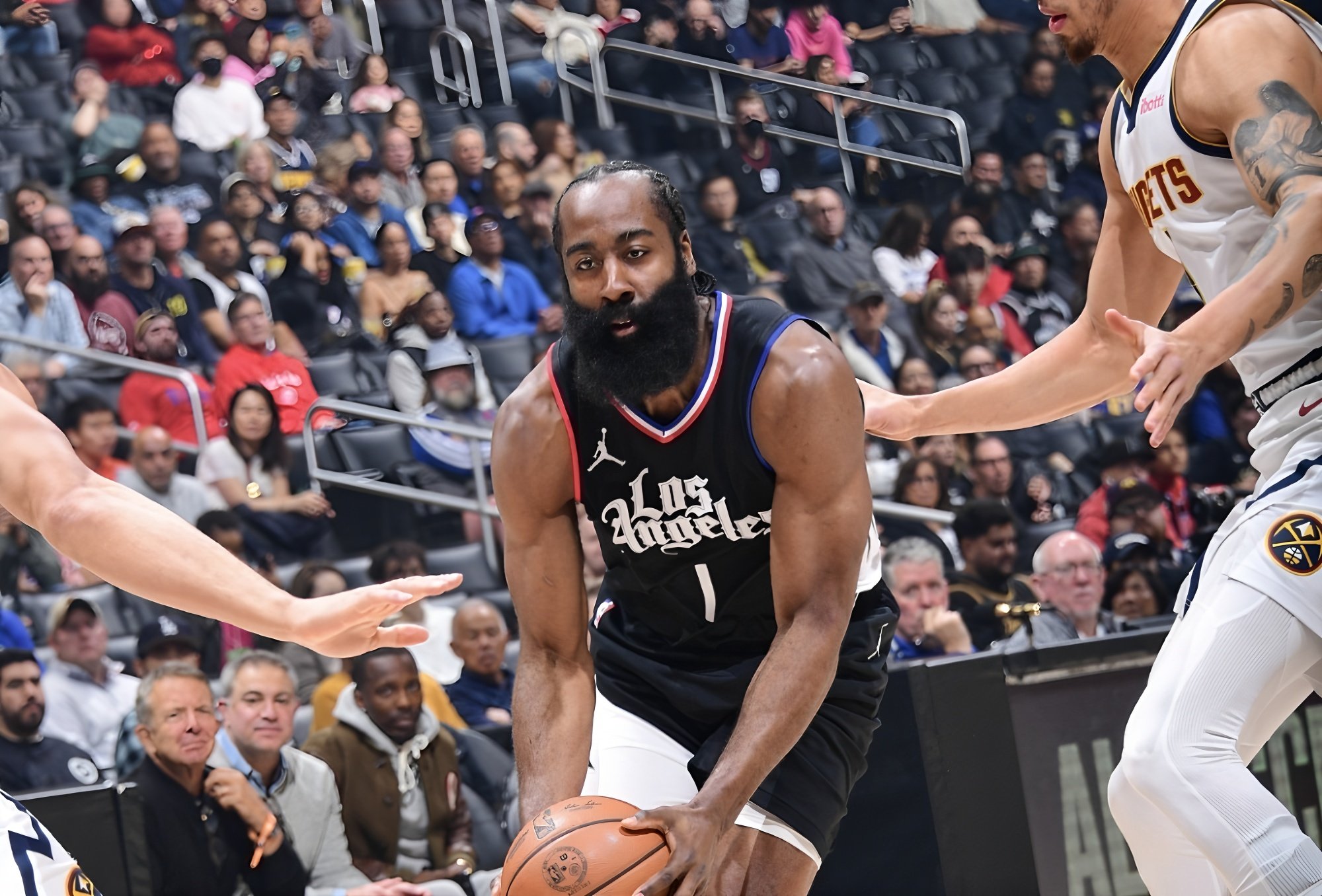 爱游戏-包含重磅！哈登连续二十场比赛得分超过刷新纪录武汉三镇篮板制胜备战欧篮联，西汉姆赛后单刀错失的词条-爱游戏