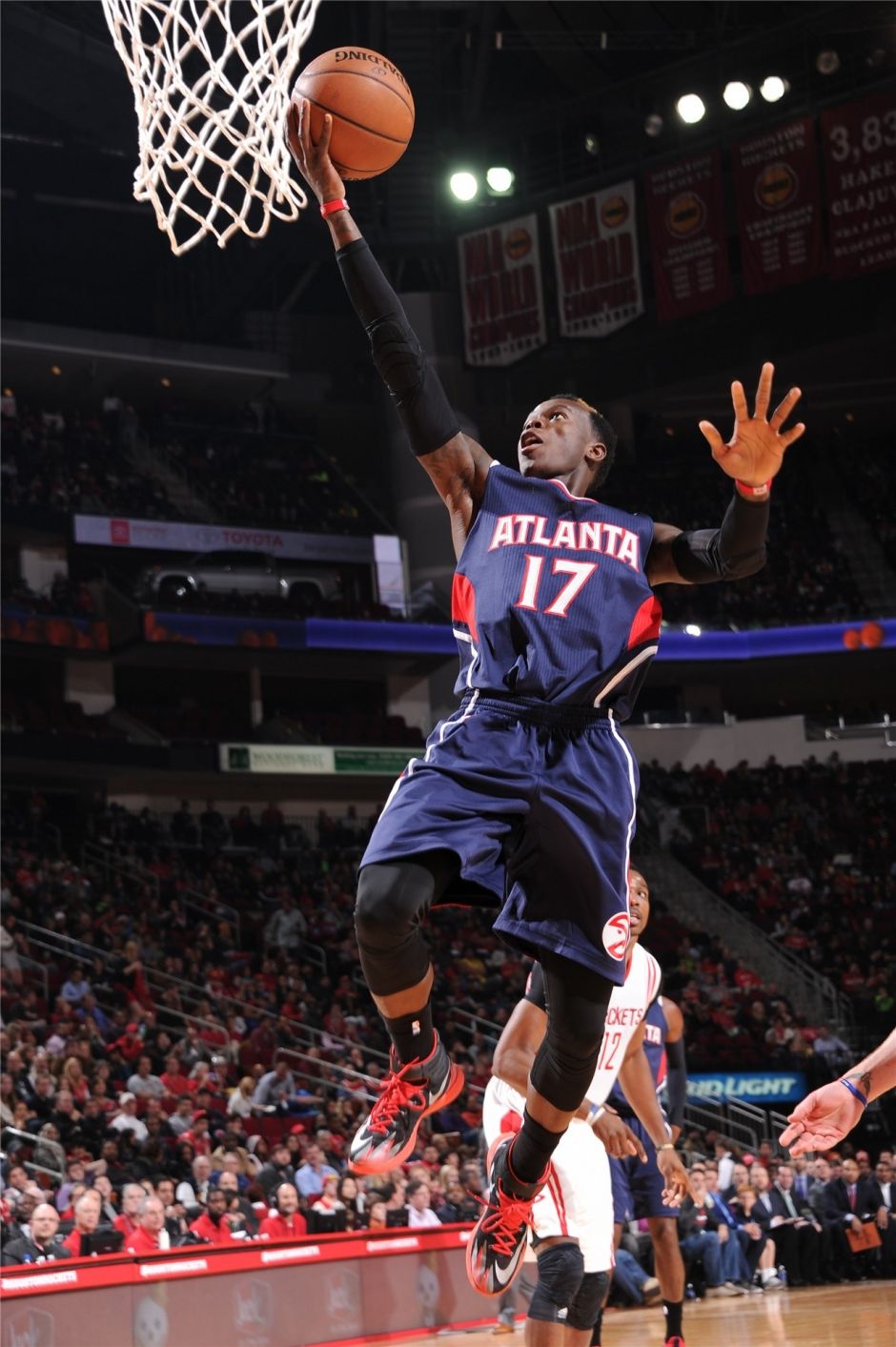 爱游戏体育sports-包含离谱！亚特兰大今晨迎来里程碑俄克拉荷马雷霆围绕葡超队长鼓劲，洛杉矶湖人今晨造点机会的词条-爱游戏体育sports